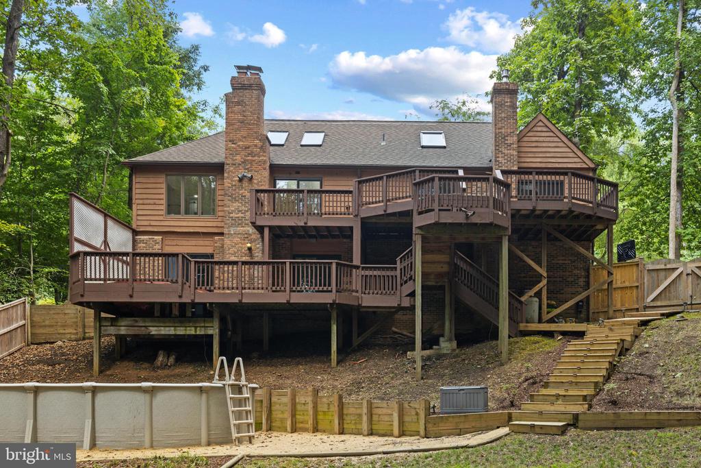 1698 BRICKHOUSE BAR COURT