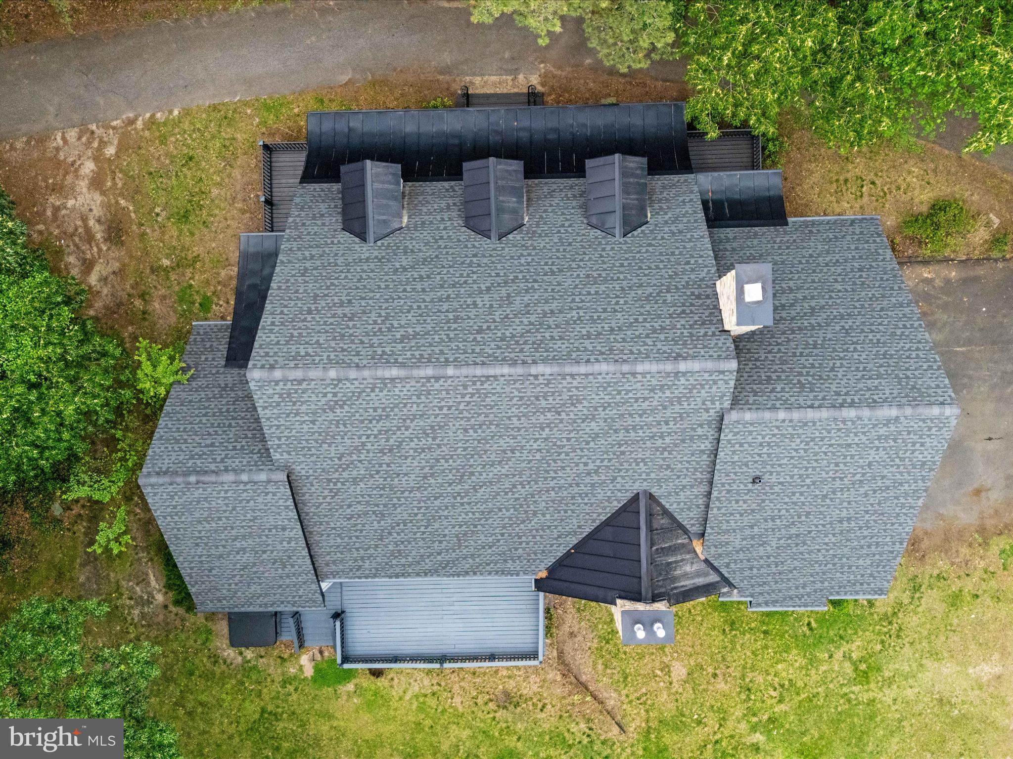 361 North Shore Rd