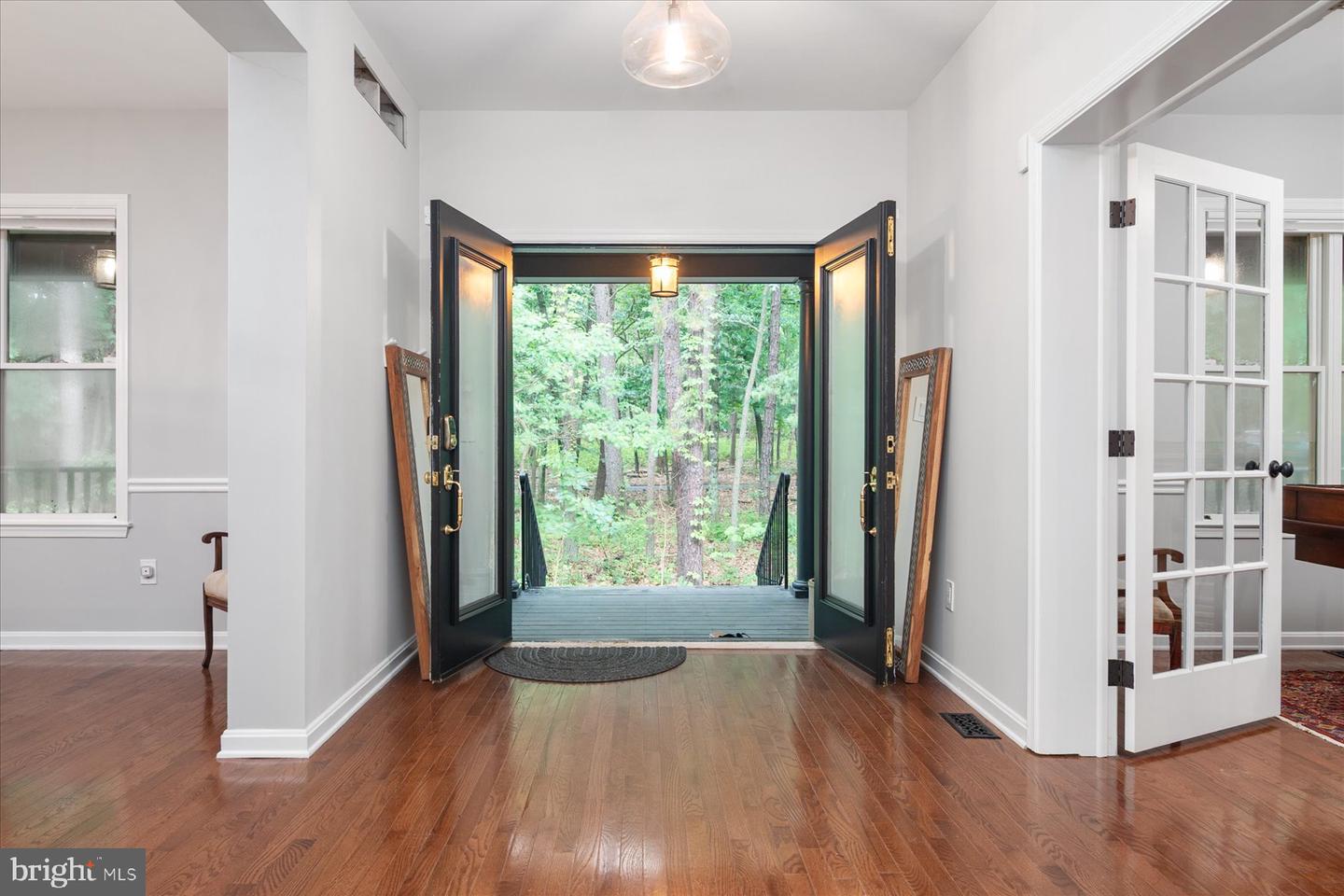 361 North Shore Rd