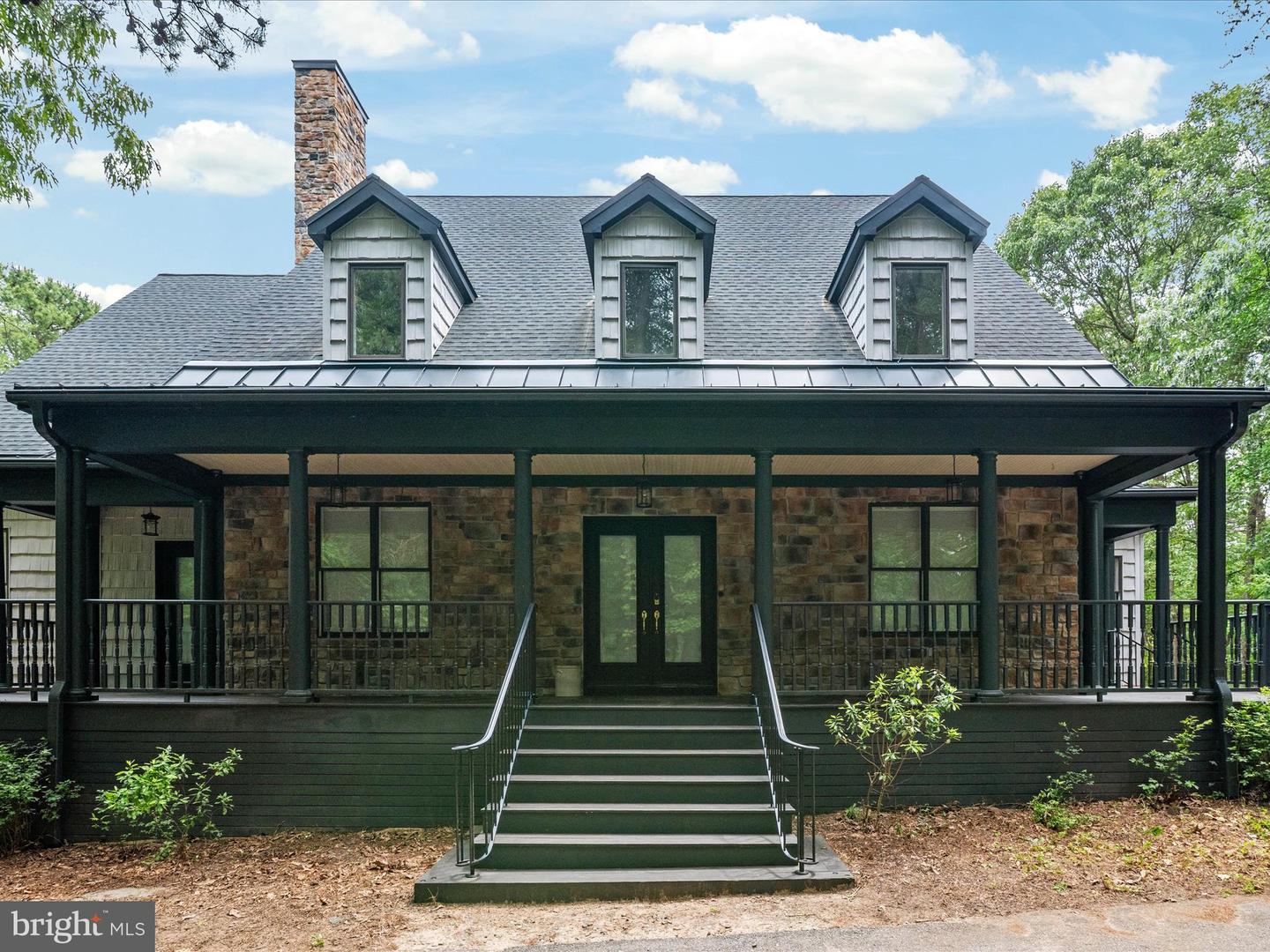 361 North Shore Rd