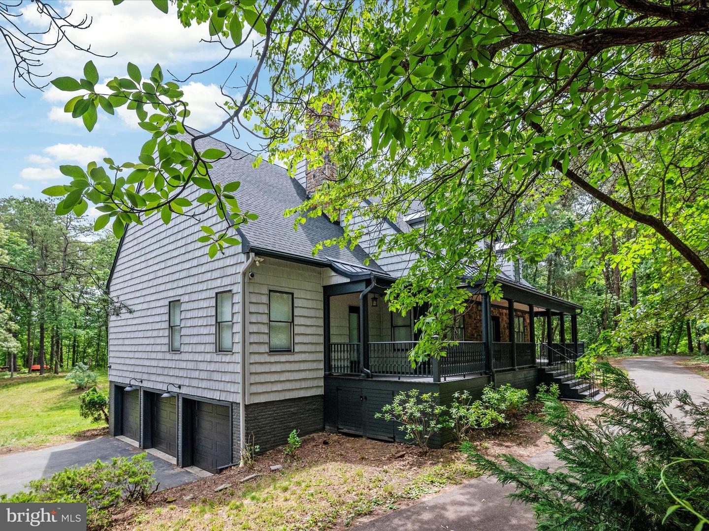 361 North Shore Rd