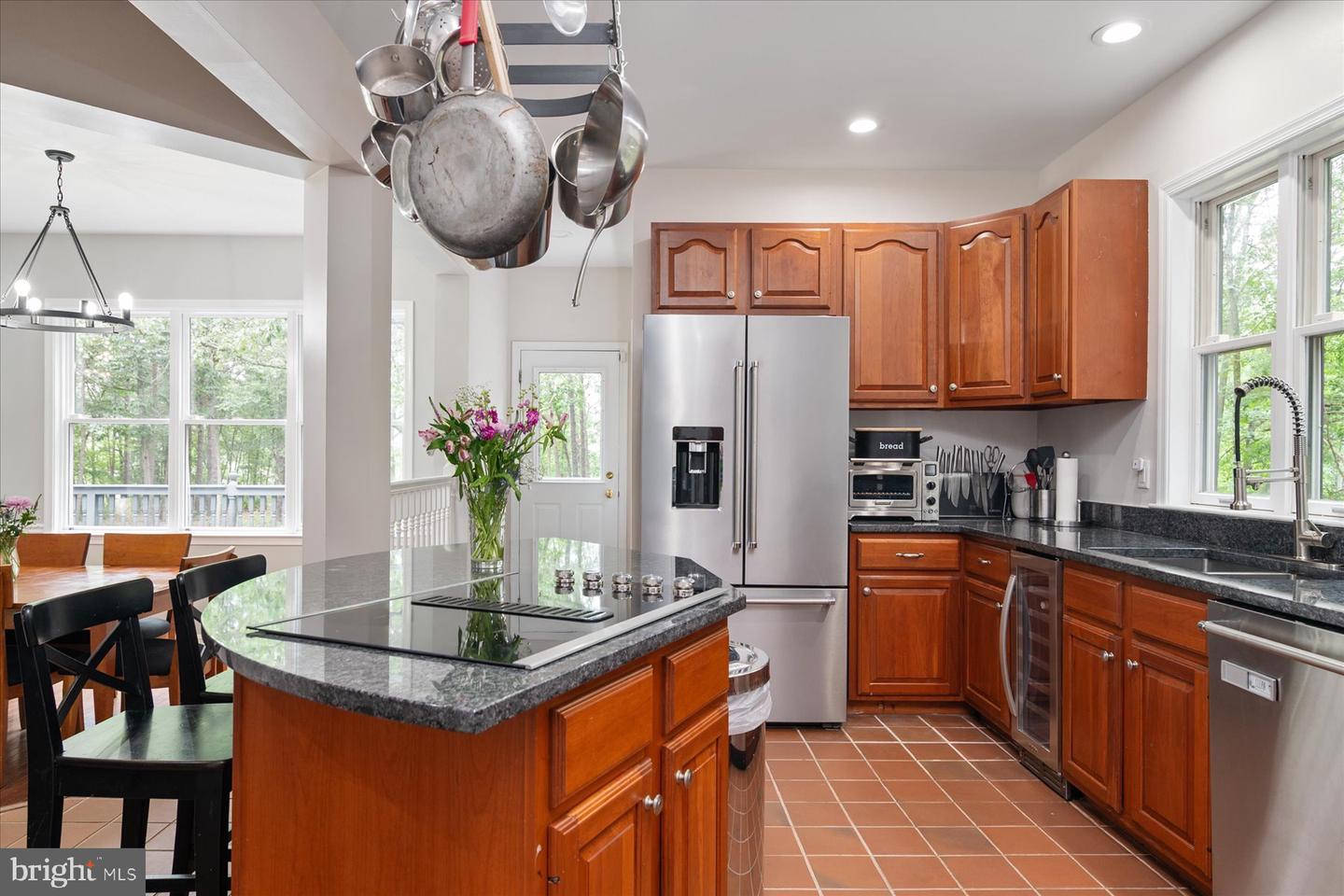 361 North Shore Rd