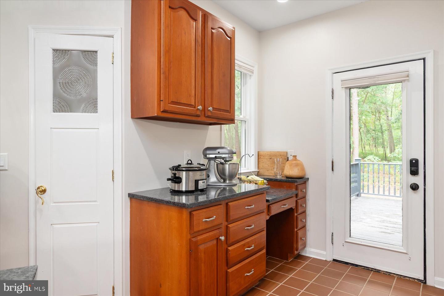 361 North Shore Rd