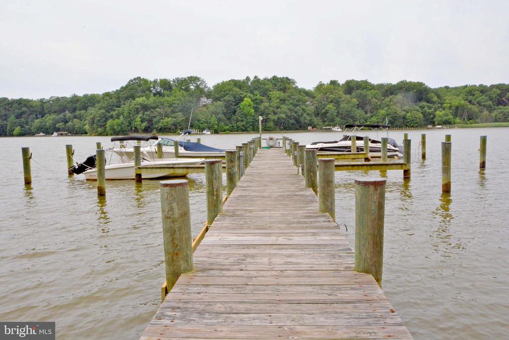 2609 POINT LOOKOUT COVE