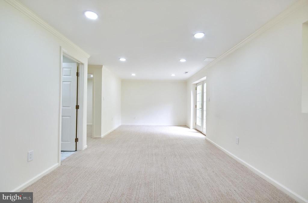 2609 POINT LOOKOUT COVE