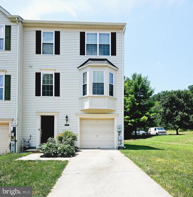 11900 WHITE HEATHER ROAD