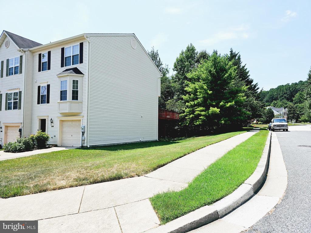 11900 WHITE HEATHER ROAD
