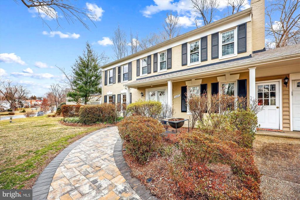 5407 MARLIN STREET