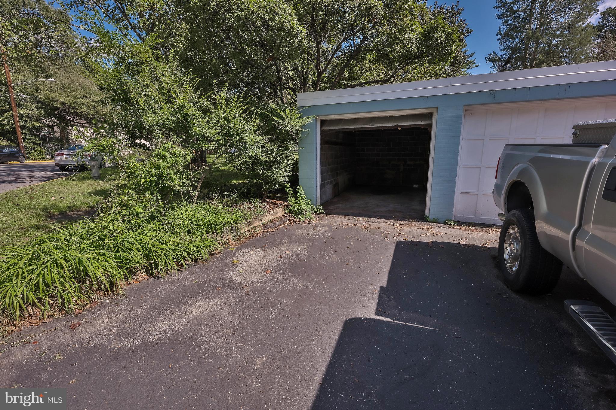 1 Ridge ROAD