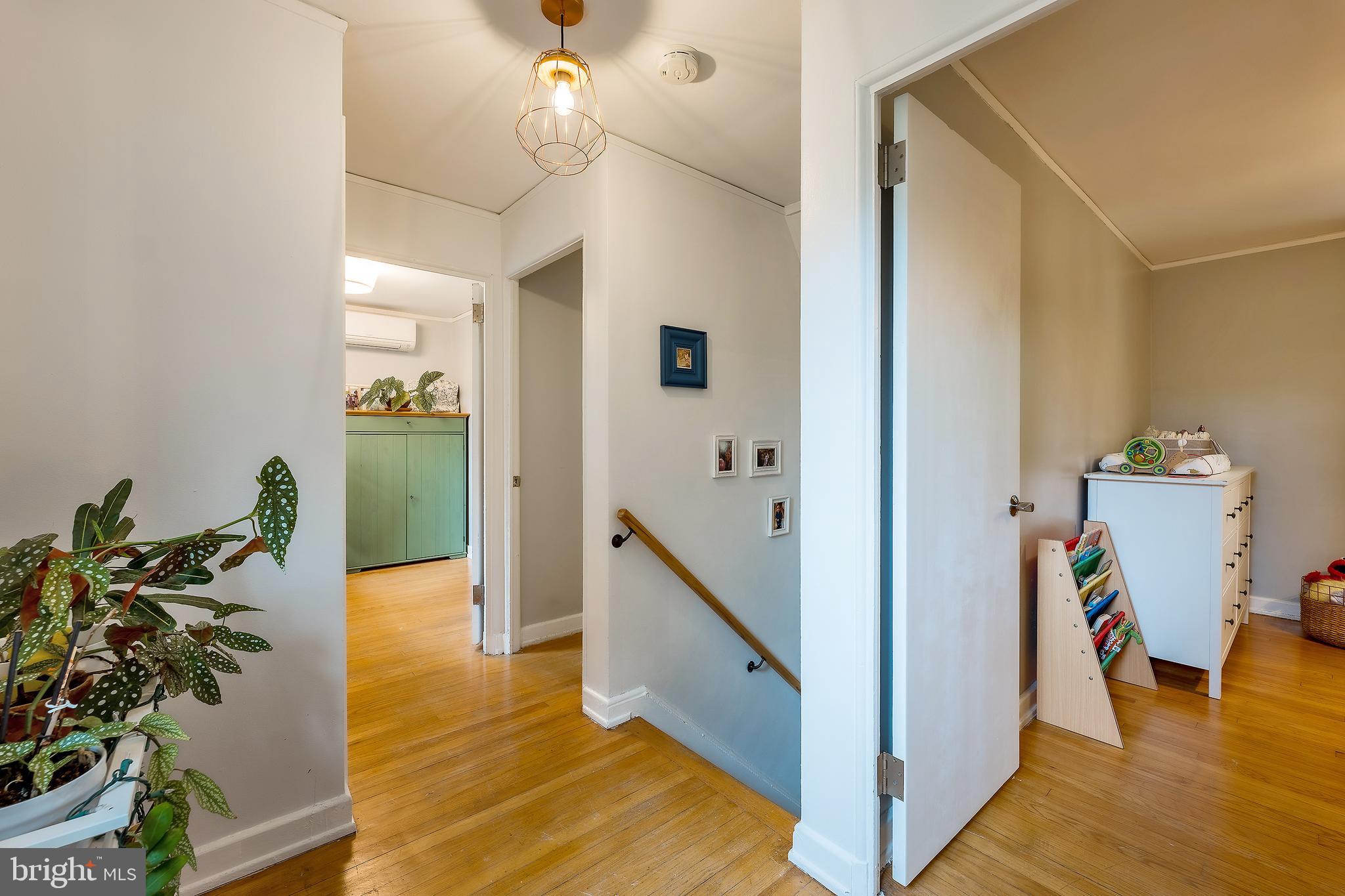 11 Ridge ROAD