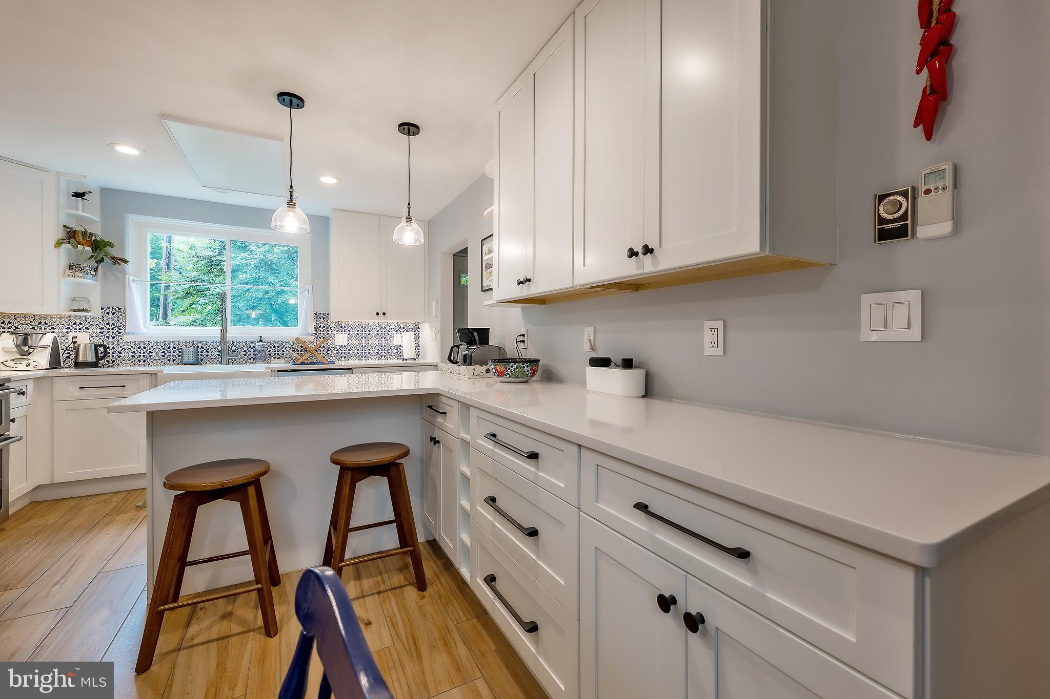 11 Ridge ROAD