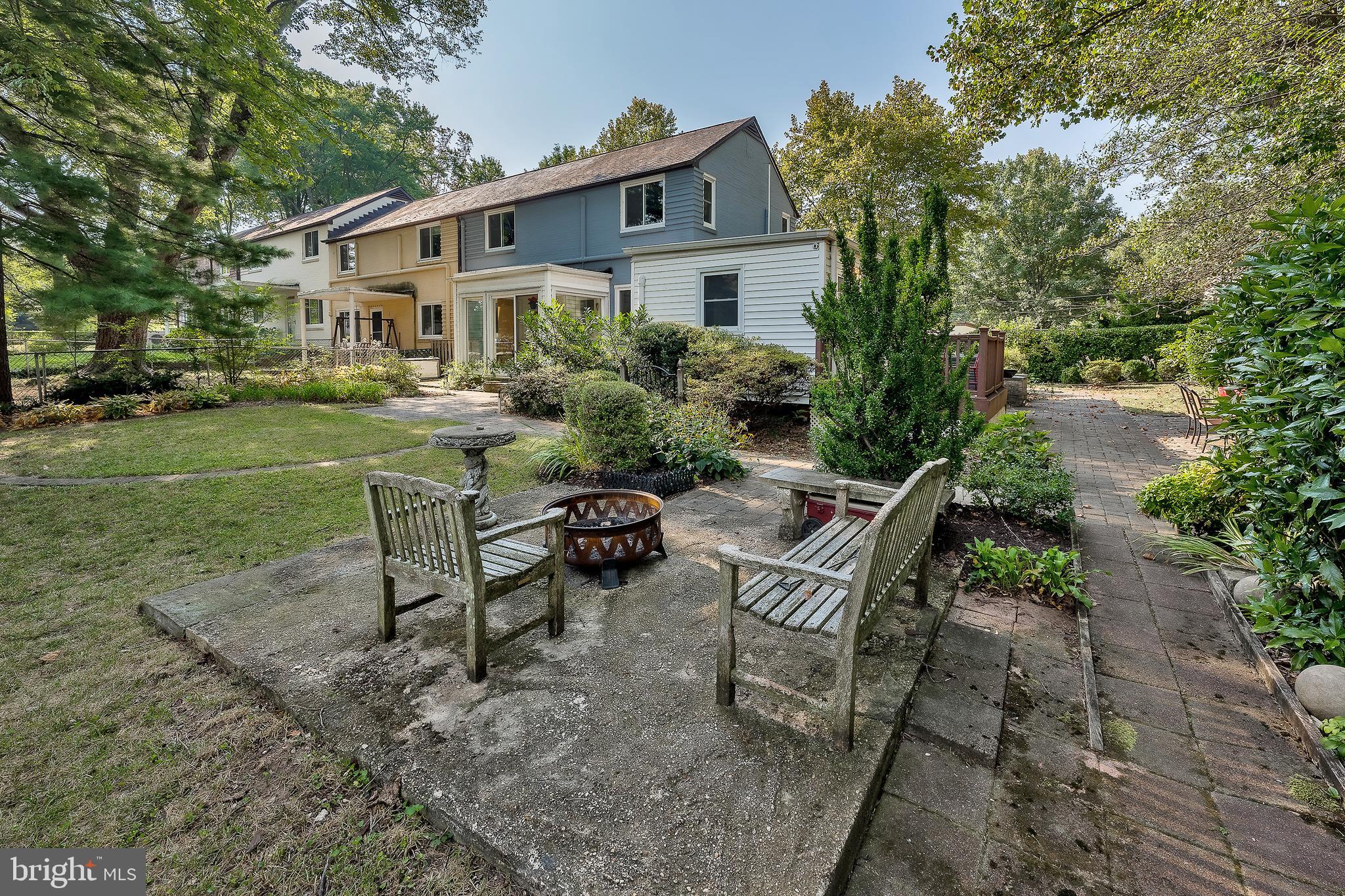 11 Ridge ROAD