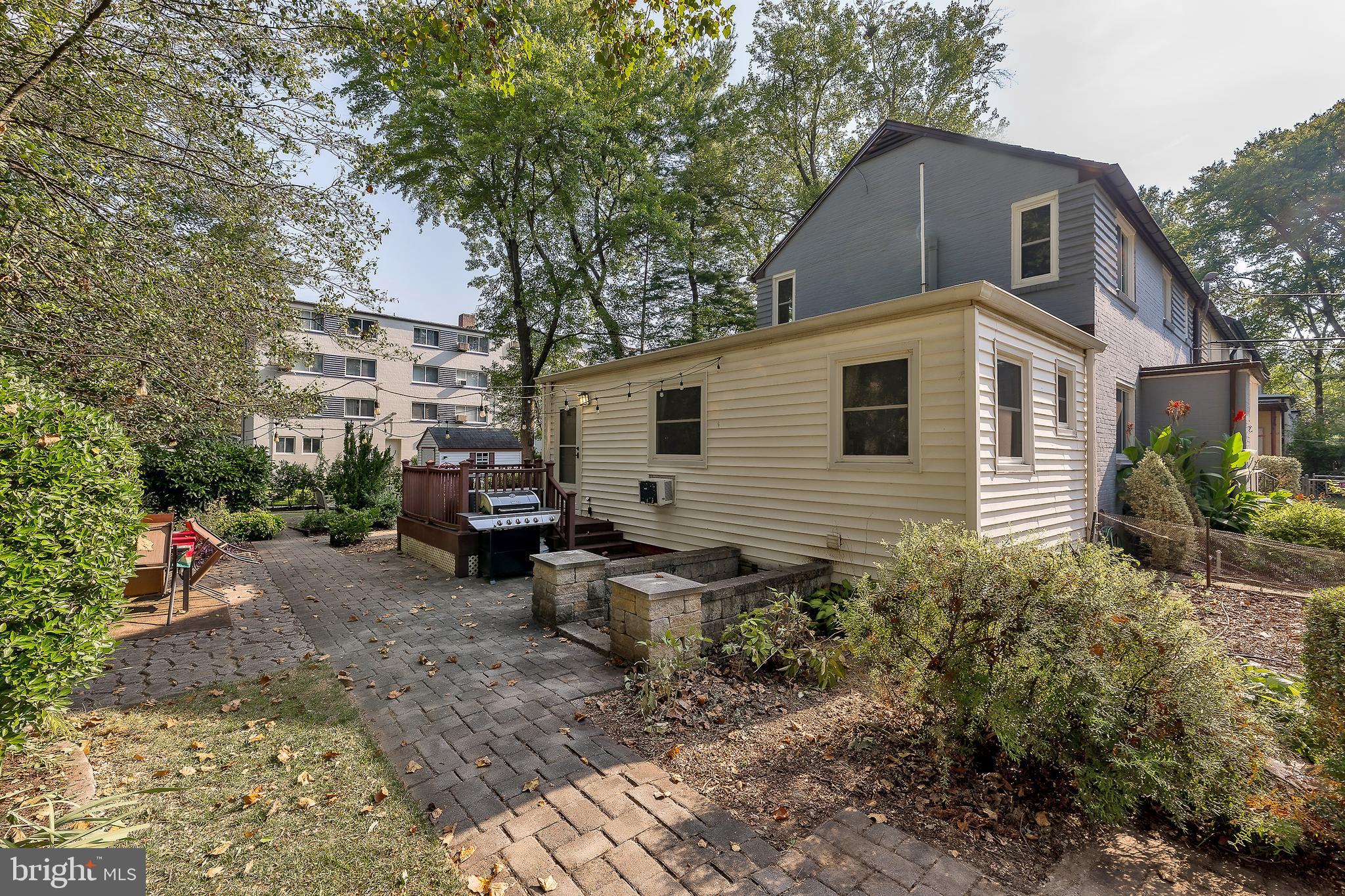 11 Ridge ROAD