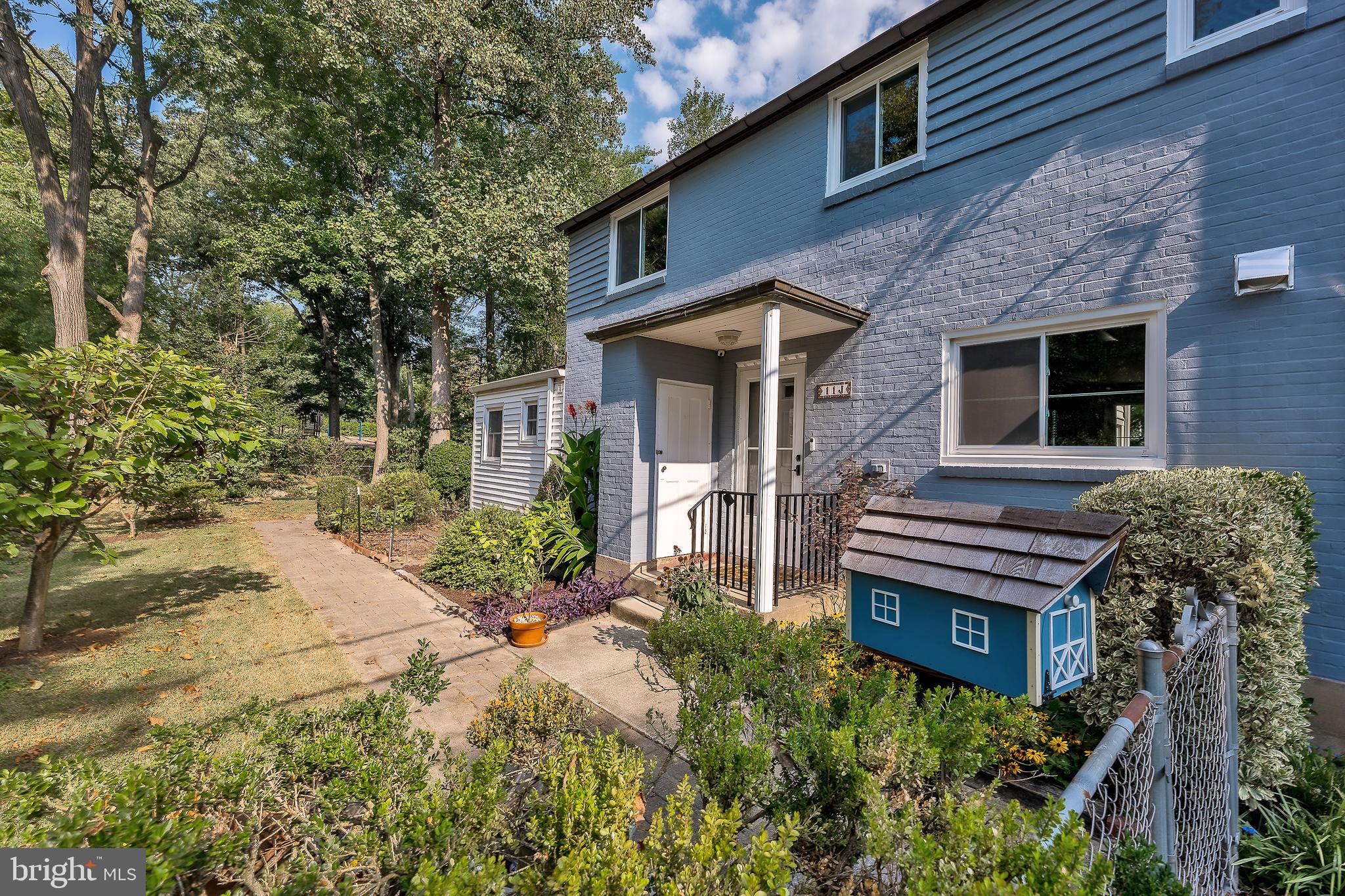 11 Ridge ROAD