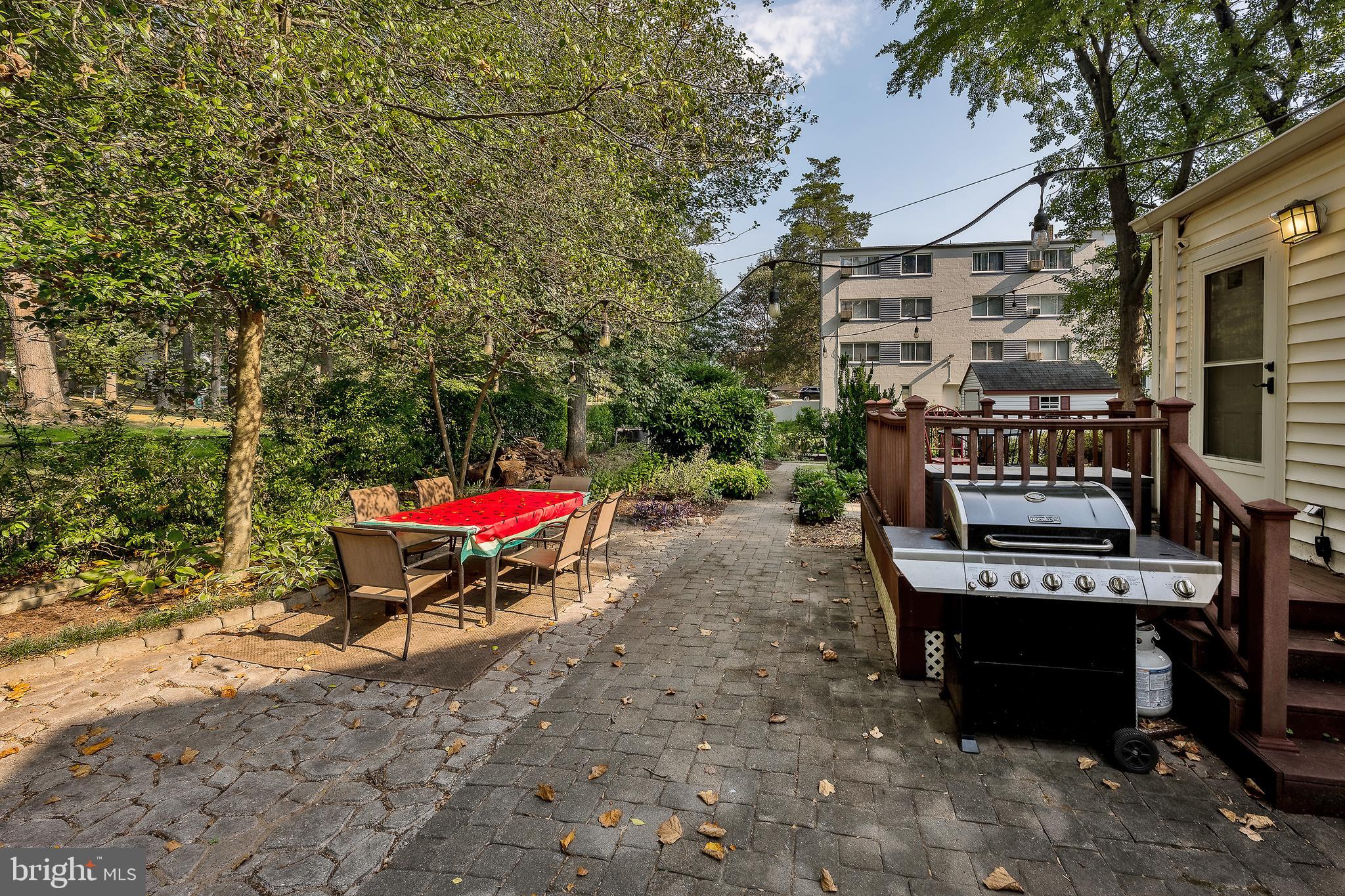 11 Ridge ROAD