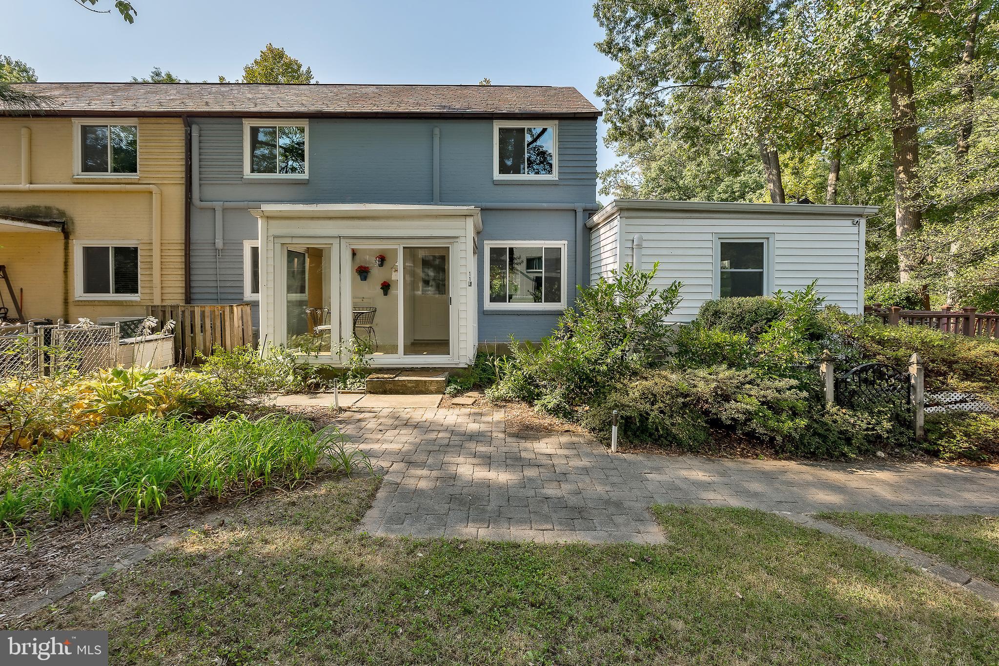 11 Ridge ROAD