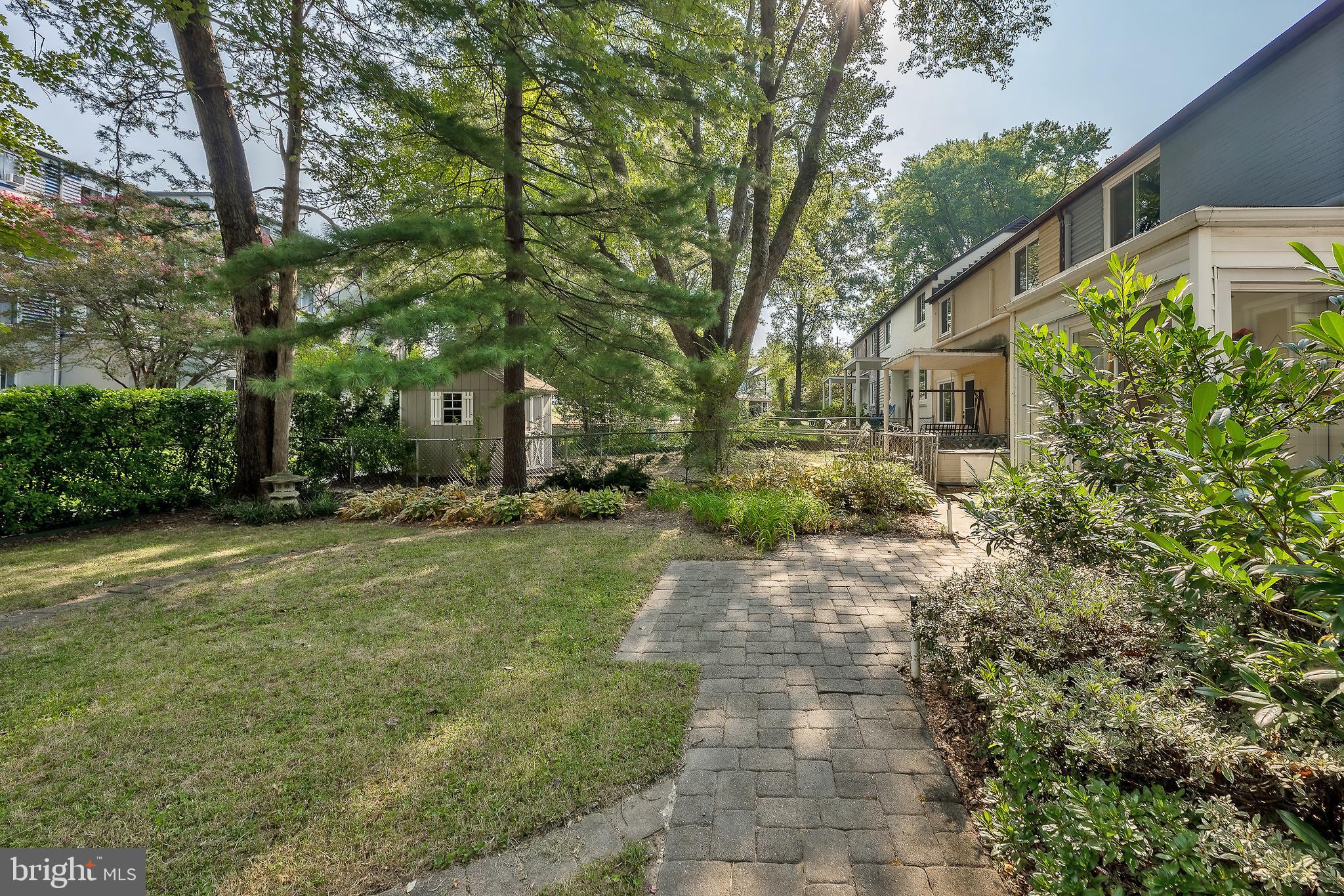 11 Ridge ROAD
