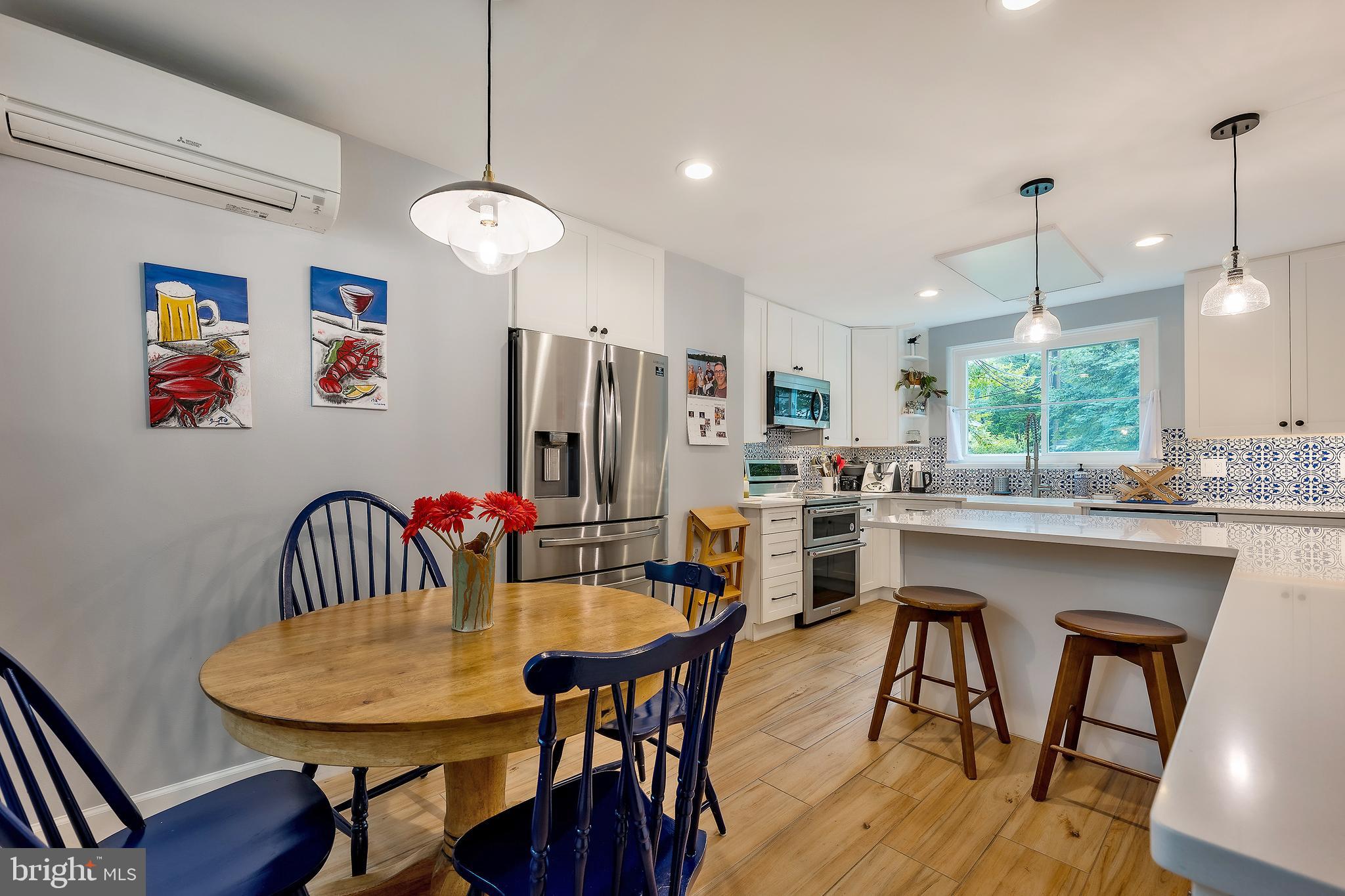 11 Ridge ROAD