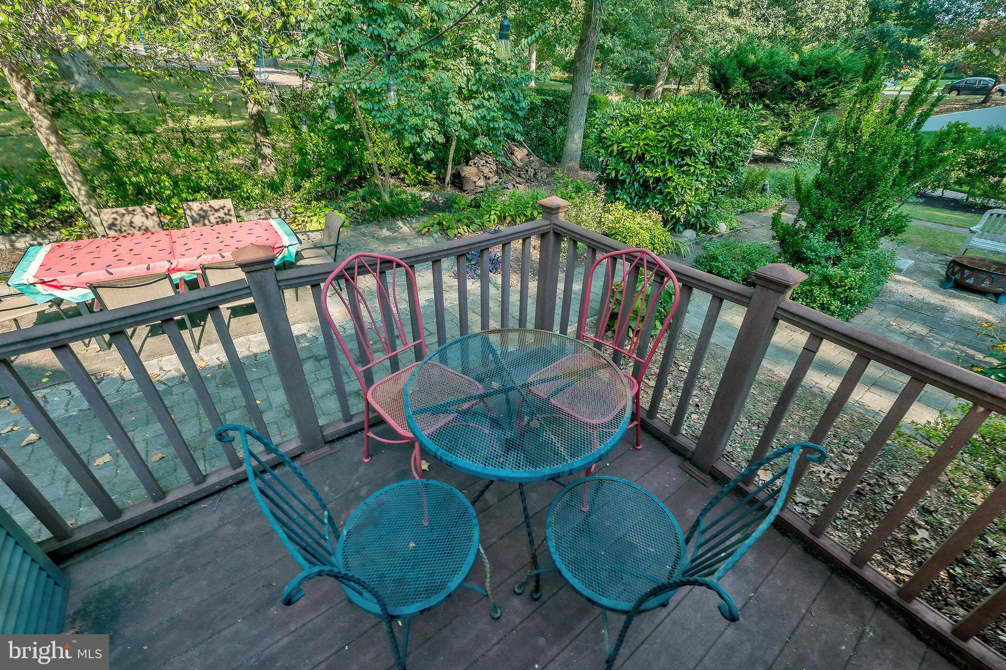11 Ridge ROAD