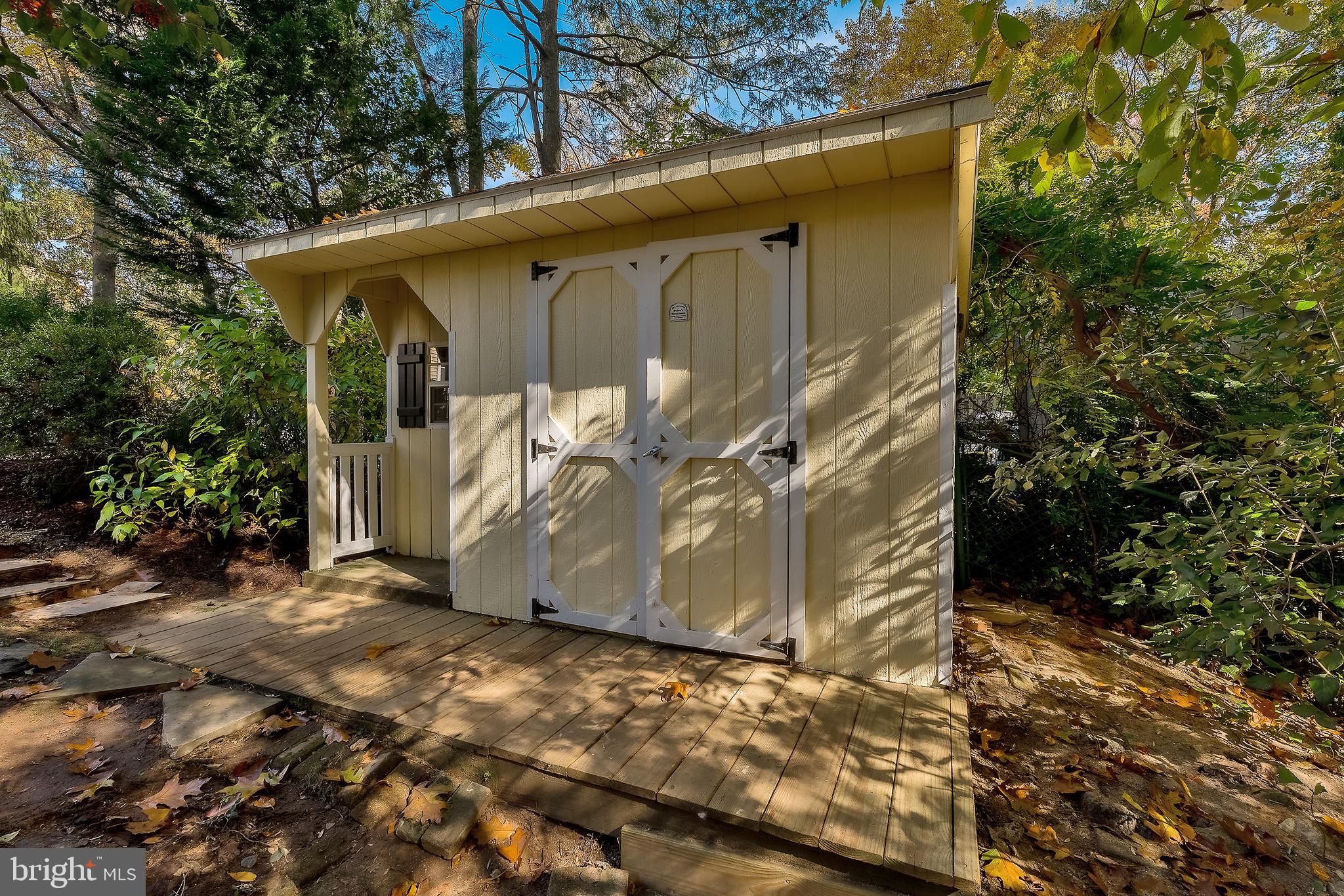 19 Hillside ROAD