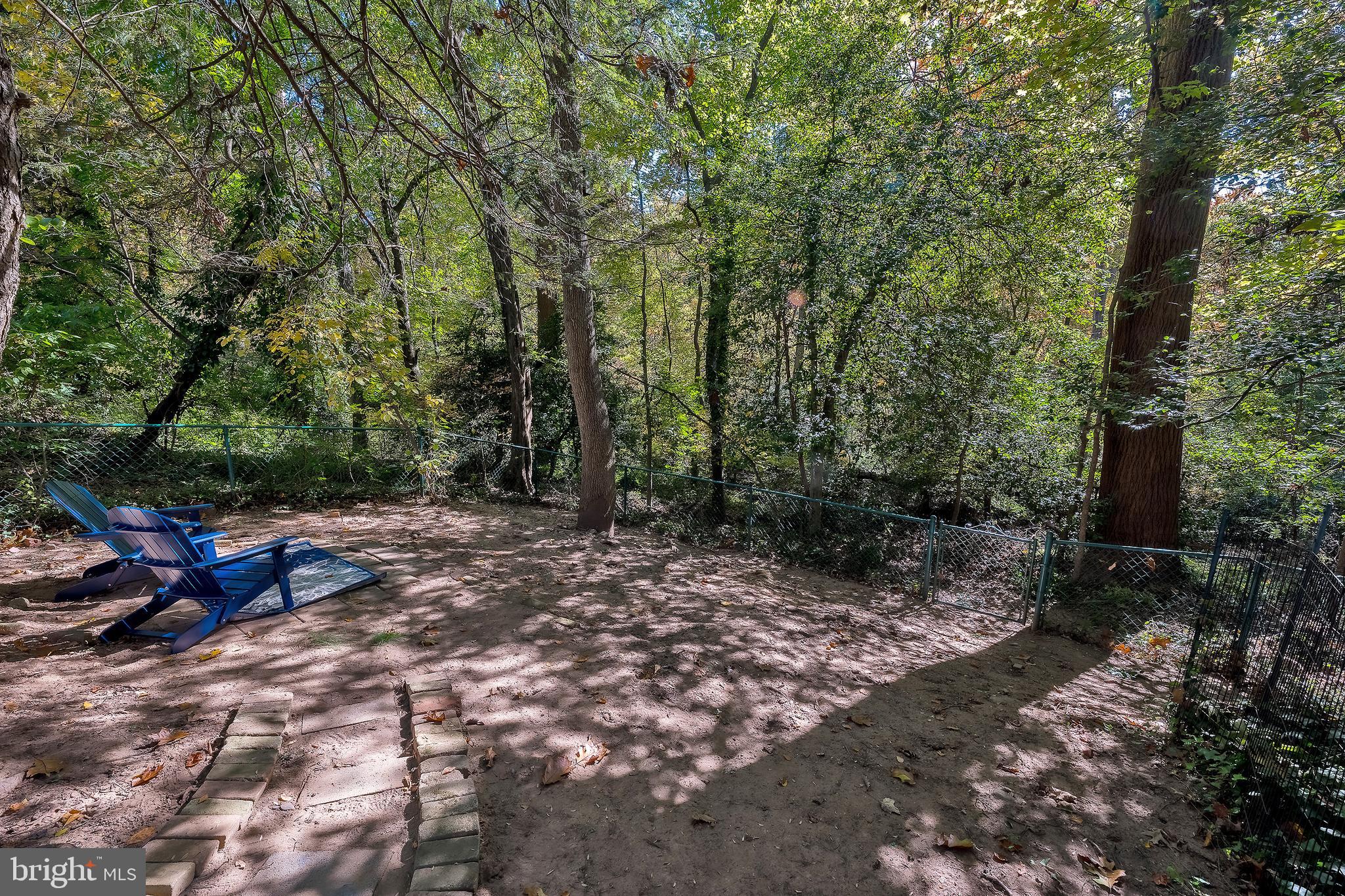 19 Hillside ROAD