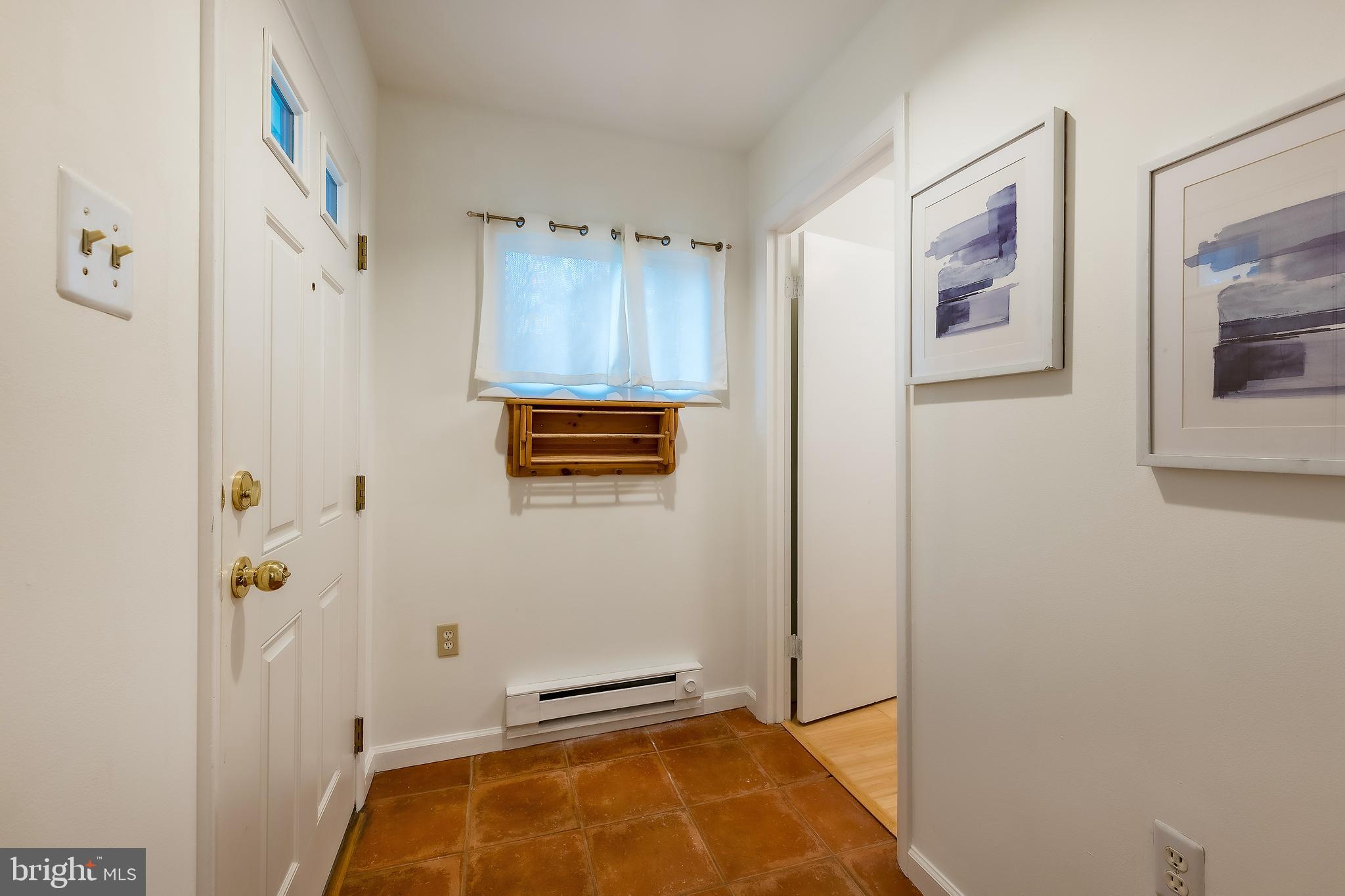 19 Hillside ROAD
