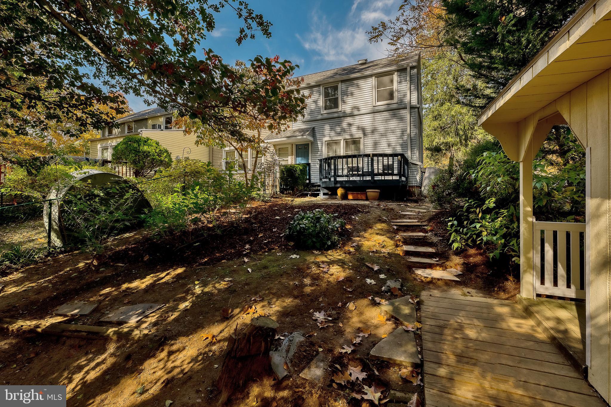 19 Hillside ROAD