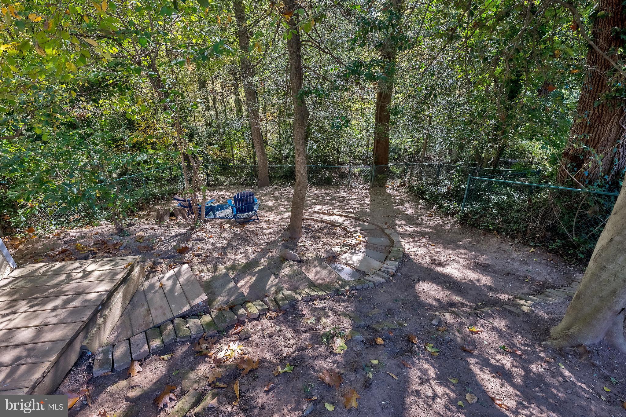 19 Hillside ROAD