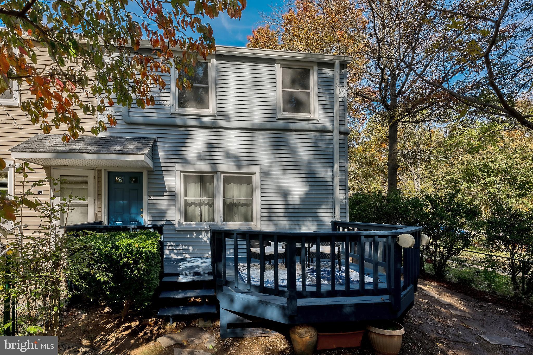 19 Hillside ROAD