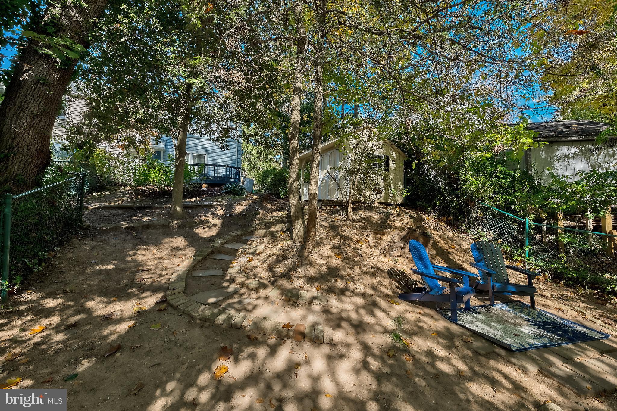 19 Hillside ROAD