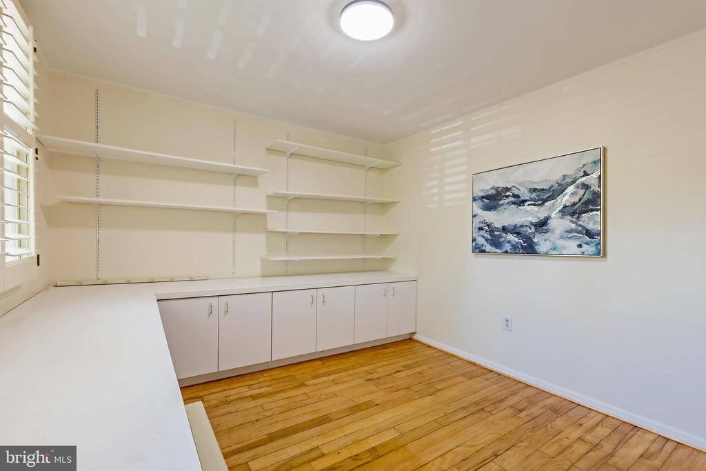 14-M Hillside Rd