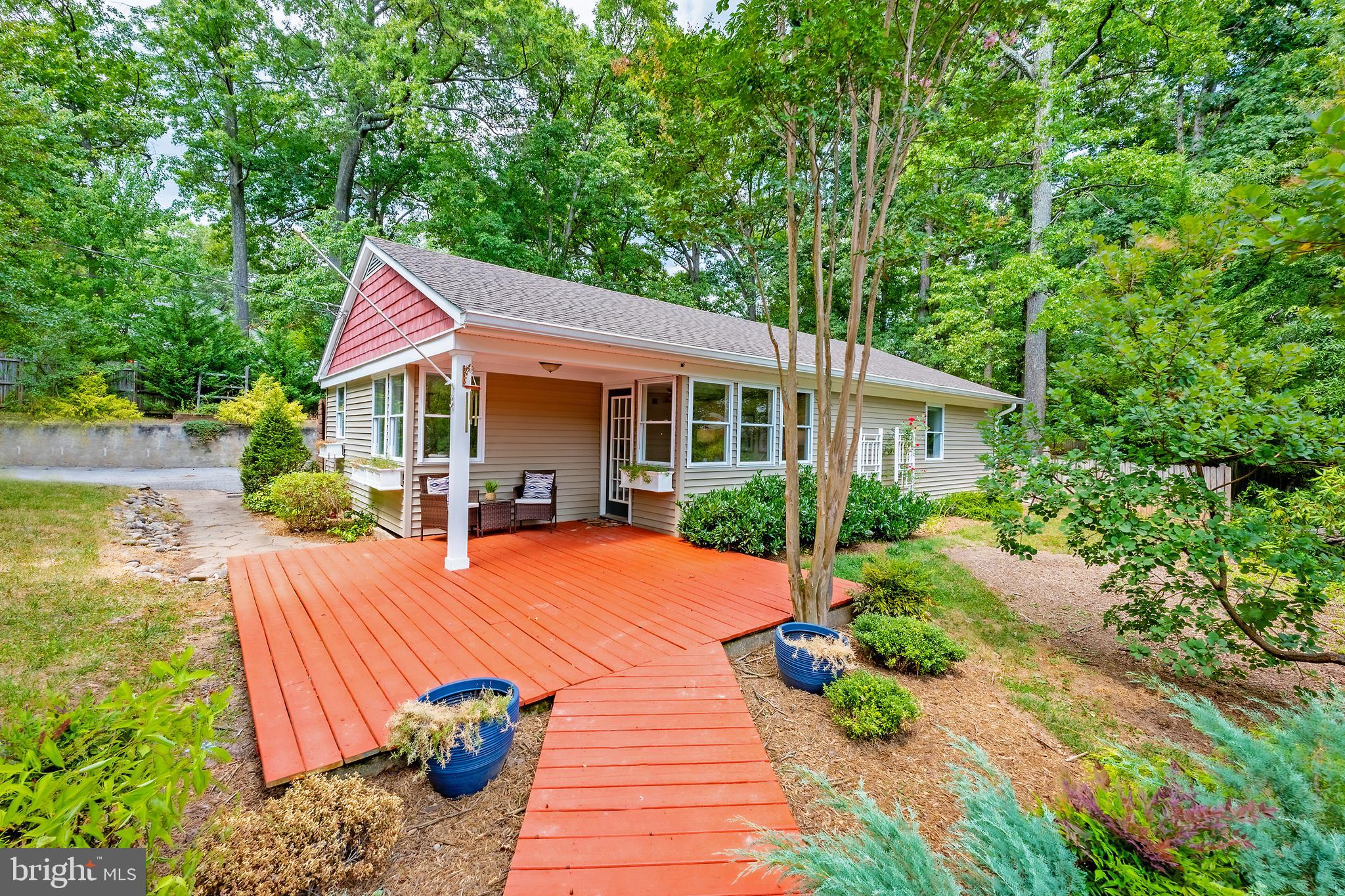 3 Forestway