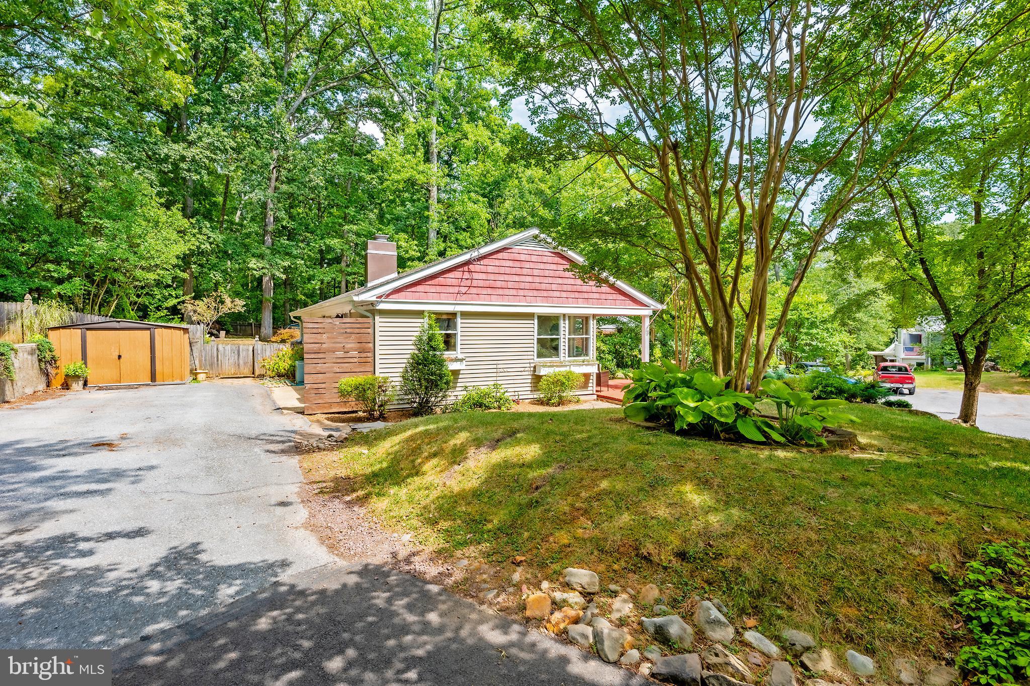 3 Forestway