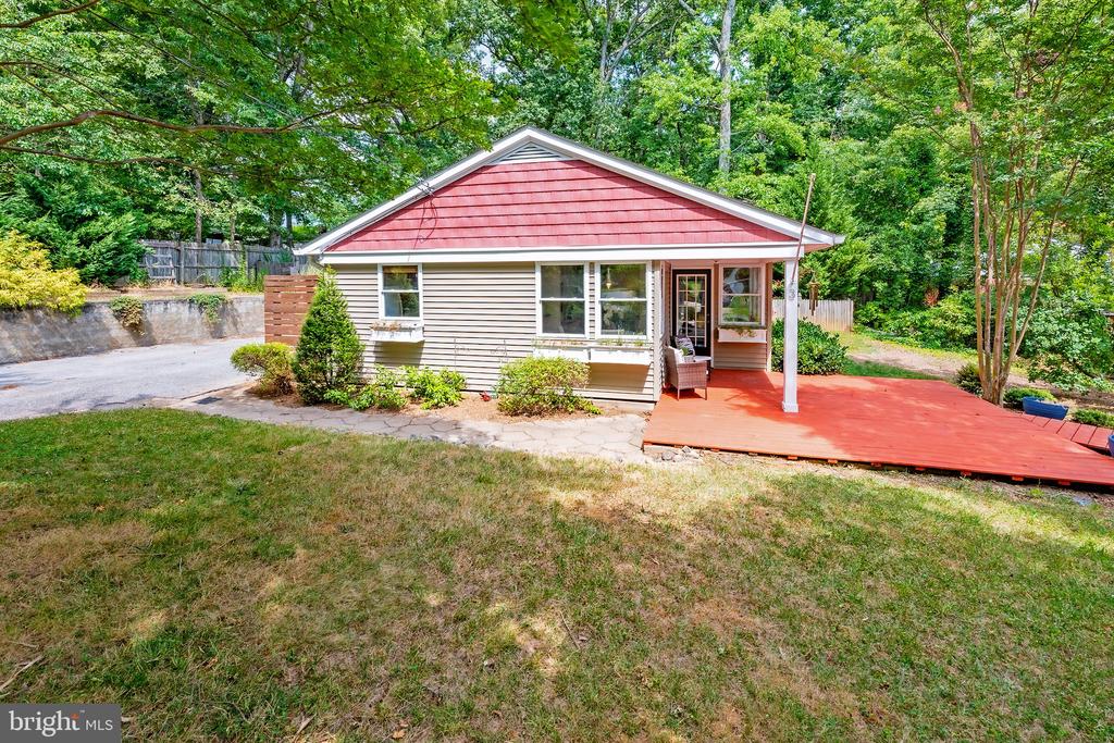 3 Forestway