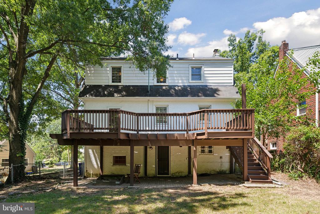 3121 Parkway