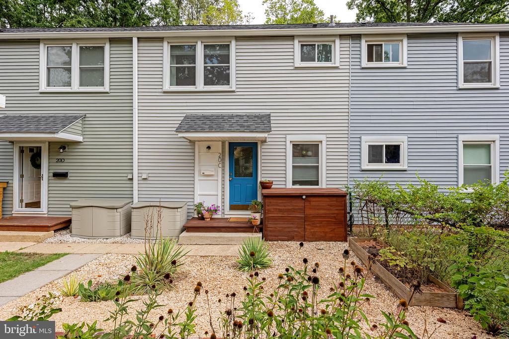 20-C Hillside Rd