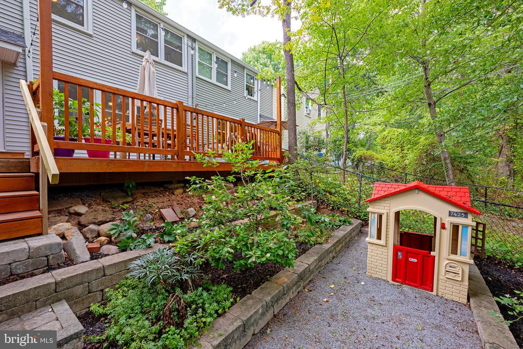 20-C Hillside Rd