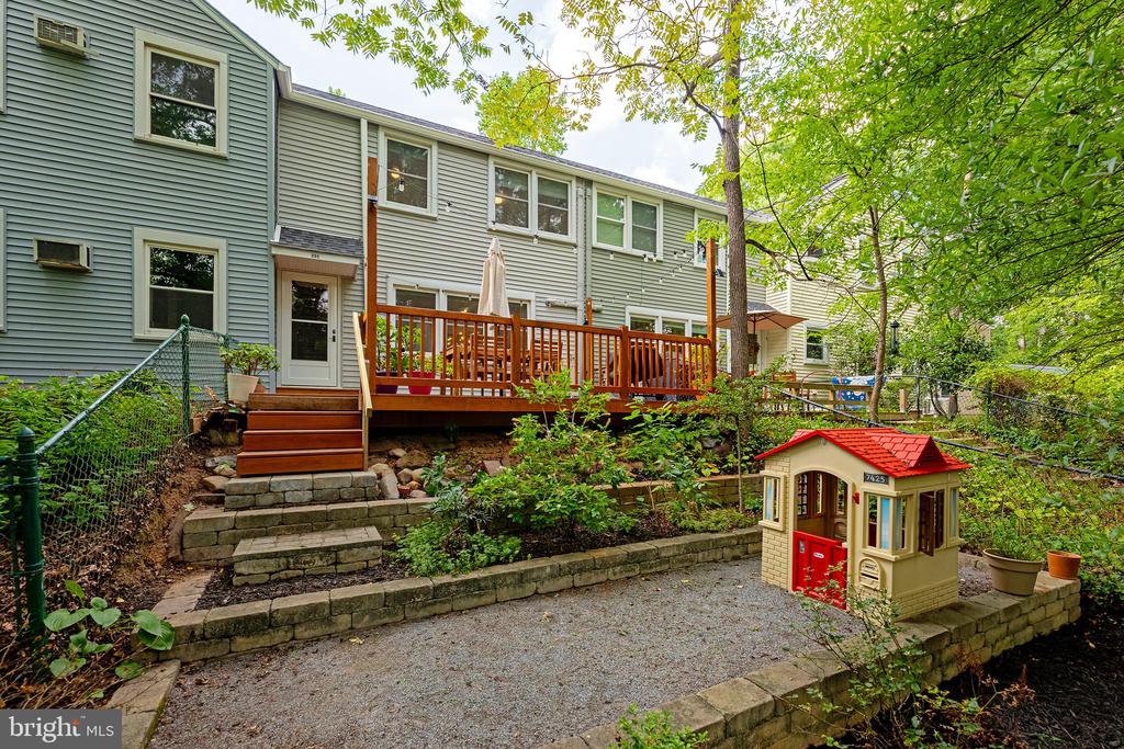 20-C Hillside Rd