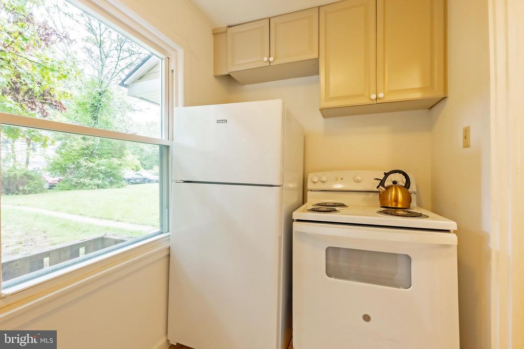 7-F Research Rd