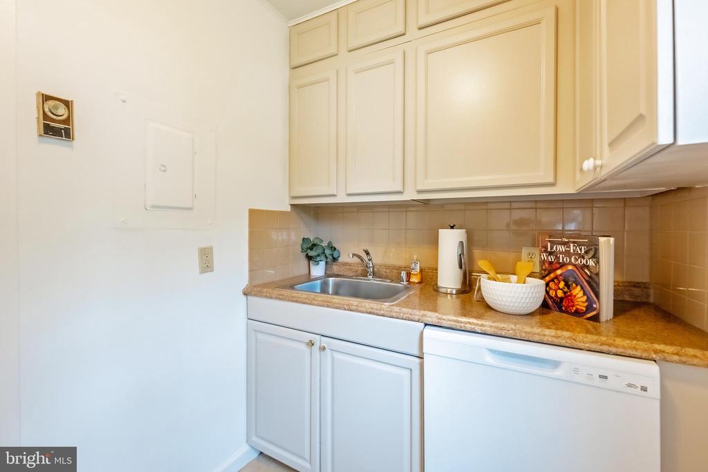 7-F Research Rd
