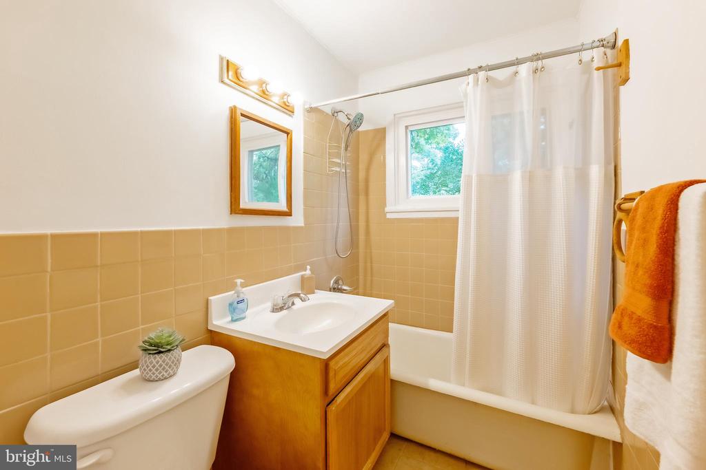 7-F Research Rd