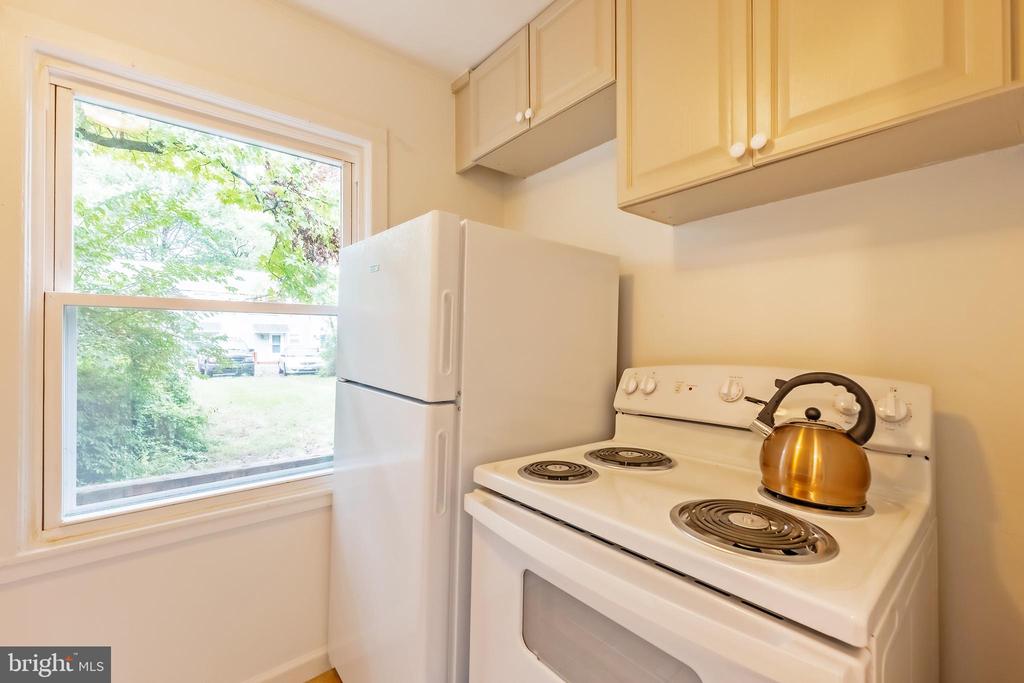 7-F Research Rd