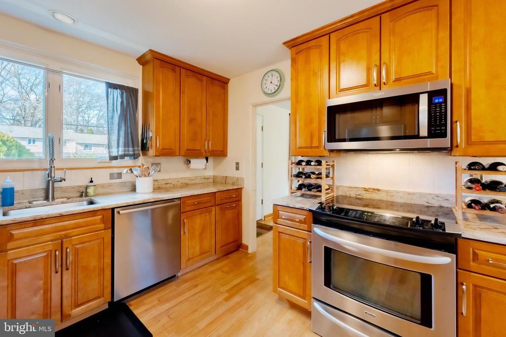 11-Q Ridge Rd