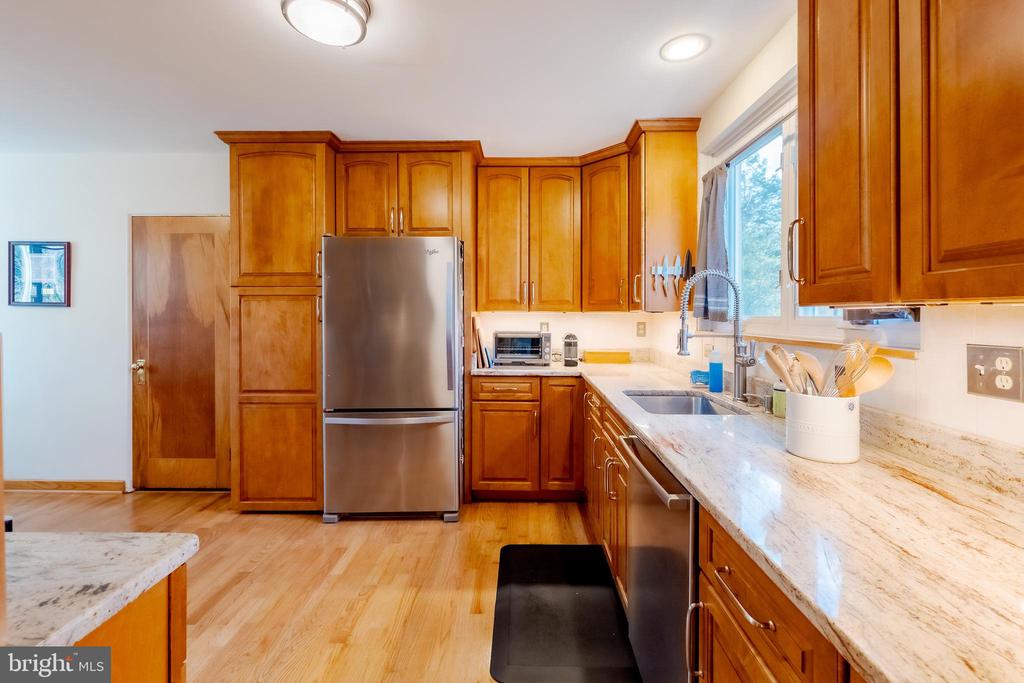11-Q Ridge Rd