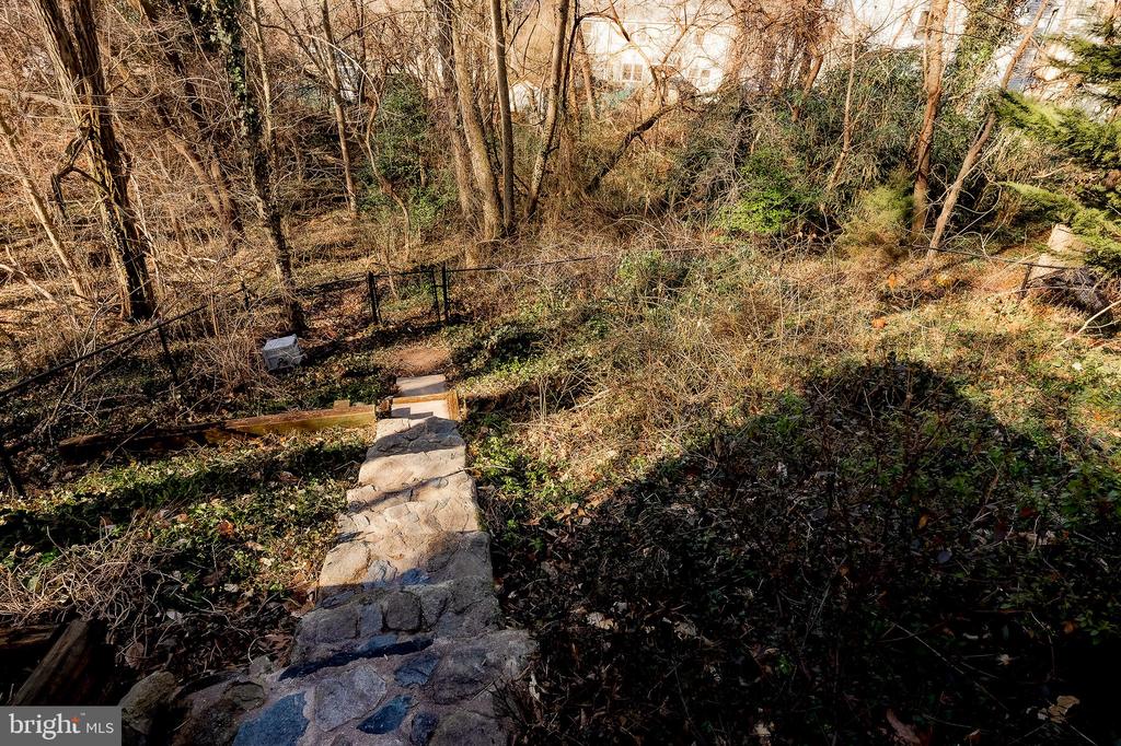 14-K Laurel Hill Rd