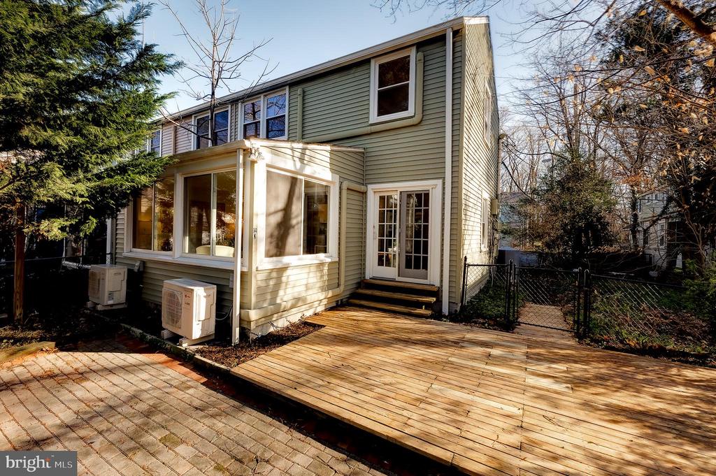 14-K Laurel Hill Rd