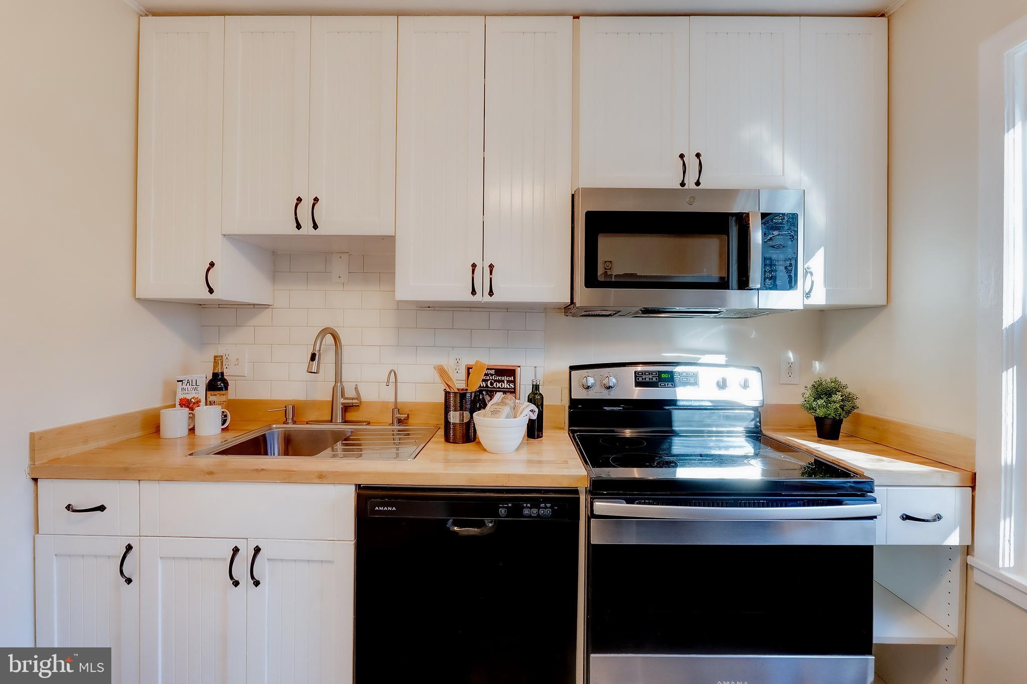 14-K Laurel Hill Rd