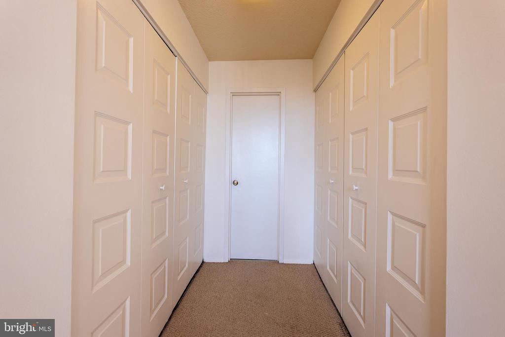 6100 Westchester Park Dr #1408
