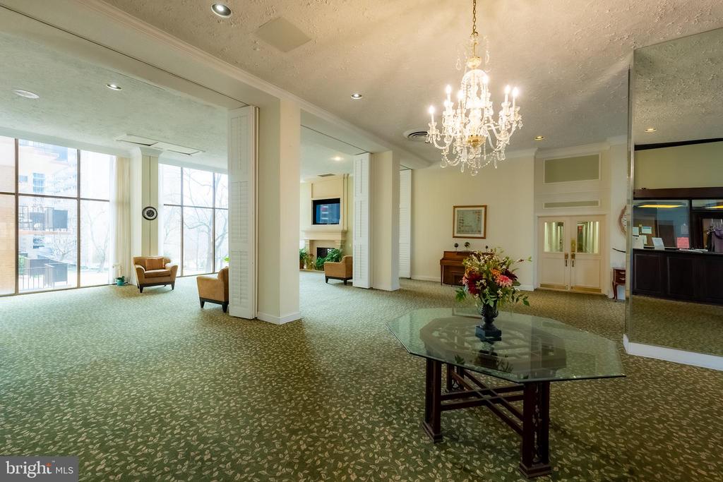 6100 Westchester Park Dr #1408