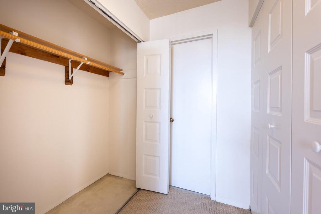 6100 Westchester Park Dr #1408